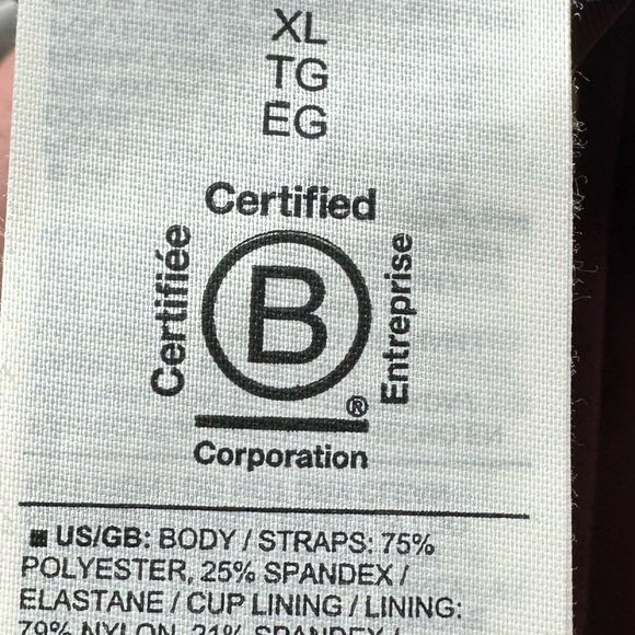 Athleta Run Free Burgundy Strappy Sports Bra - Picture 5 of 5